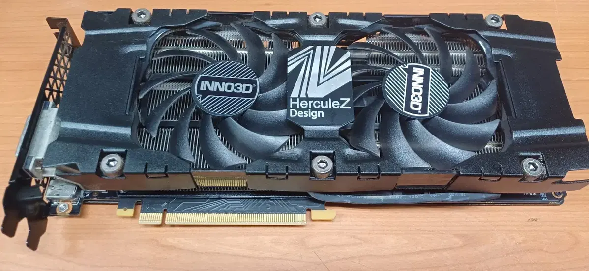 중고 gtx1080 8g inno3d