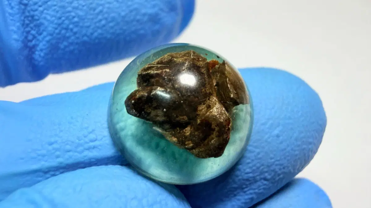 No.6317 천연 철운석 레진공예 펜던트 제작용 라운드 8.3ct