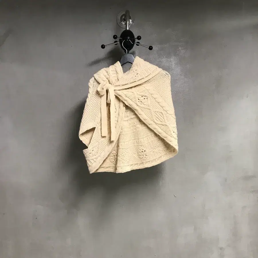 꼼데가르송 트리콧 니트 케이프 베이지 -(W)