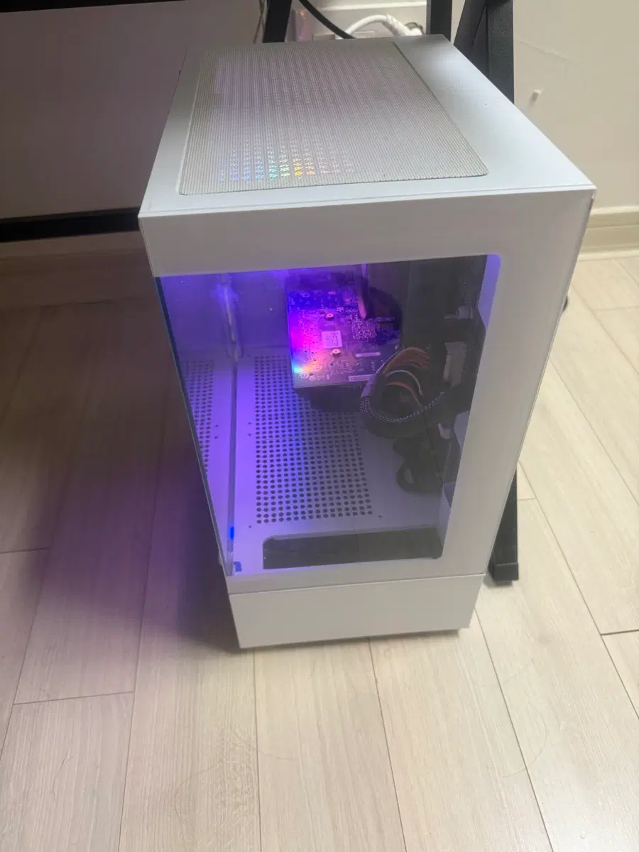 게이밍 컴퓨터 본체 i5-4570 / 8GB / SSD / GTX 그래픽카드