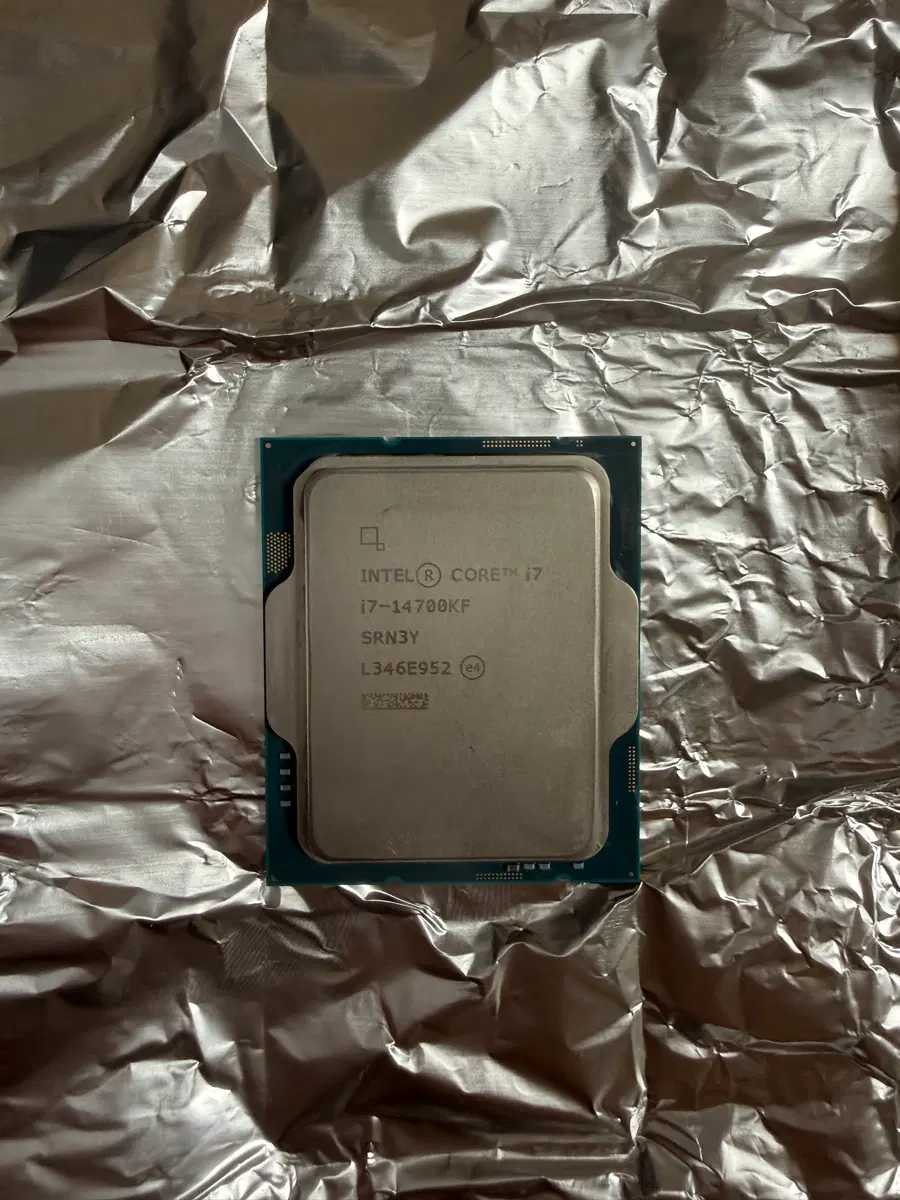 인텔 코어 i7-14700KF CPU 벌크 28년 12월 보증