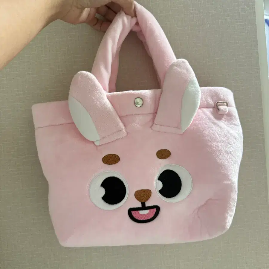 데이식스 원필 필끼 가방