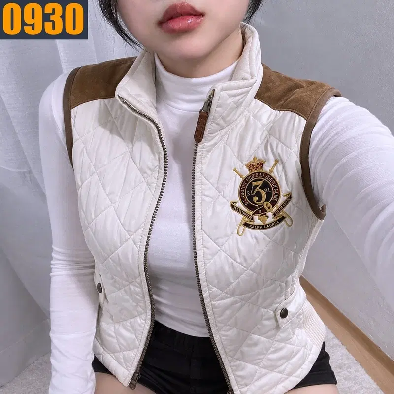 90 POLO 폴로 랄프로렌 아이보리 퀼팅 엠블럼 스웨이드 배색 패딩 베스트 S