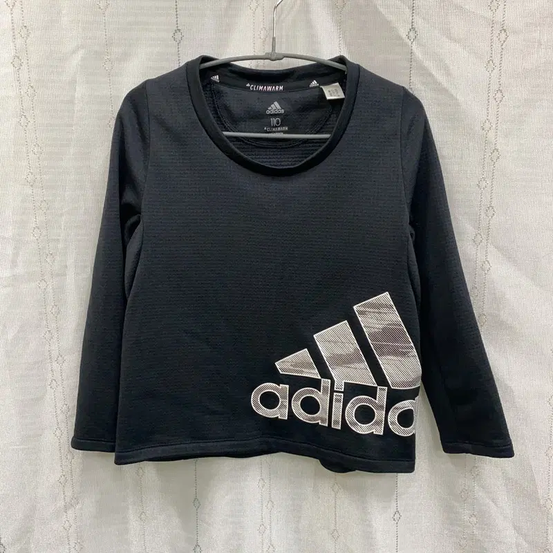 아디다스 키즈 긴팔티 110 B00252
