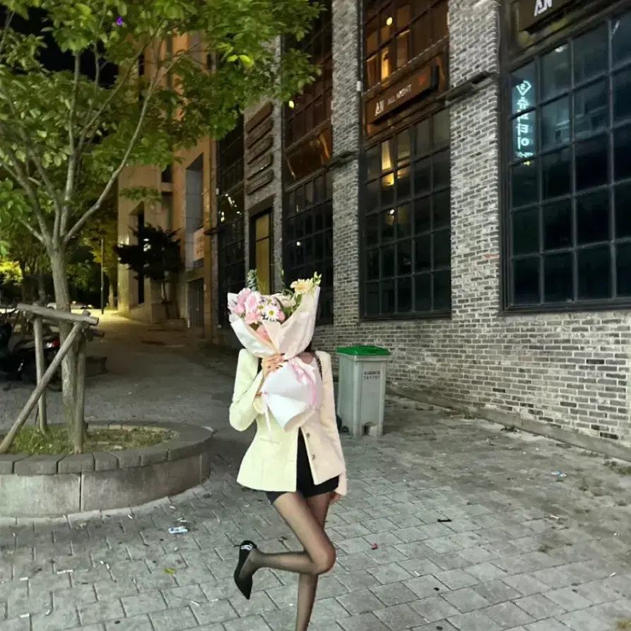 아워 글래스 자켓