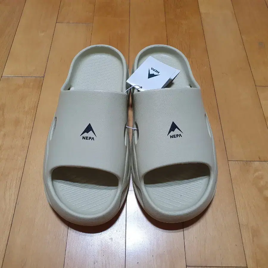 네파 슬리퍼