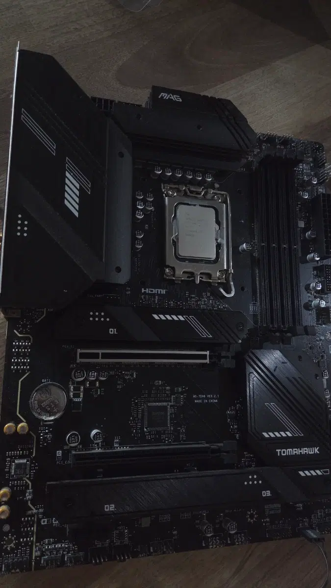 MSI MAG B760 TOMAHAWK 메인보드 d5