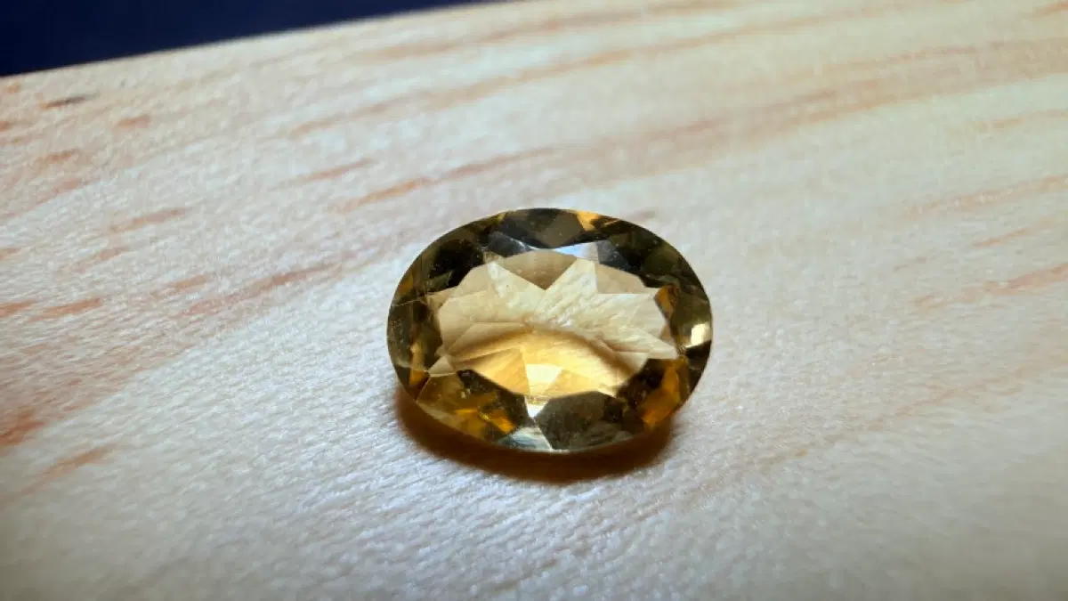 No.6294 천연 시트린 에메랄드커팅 0.8ct
