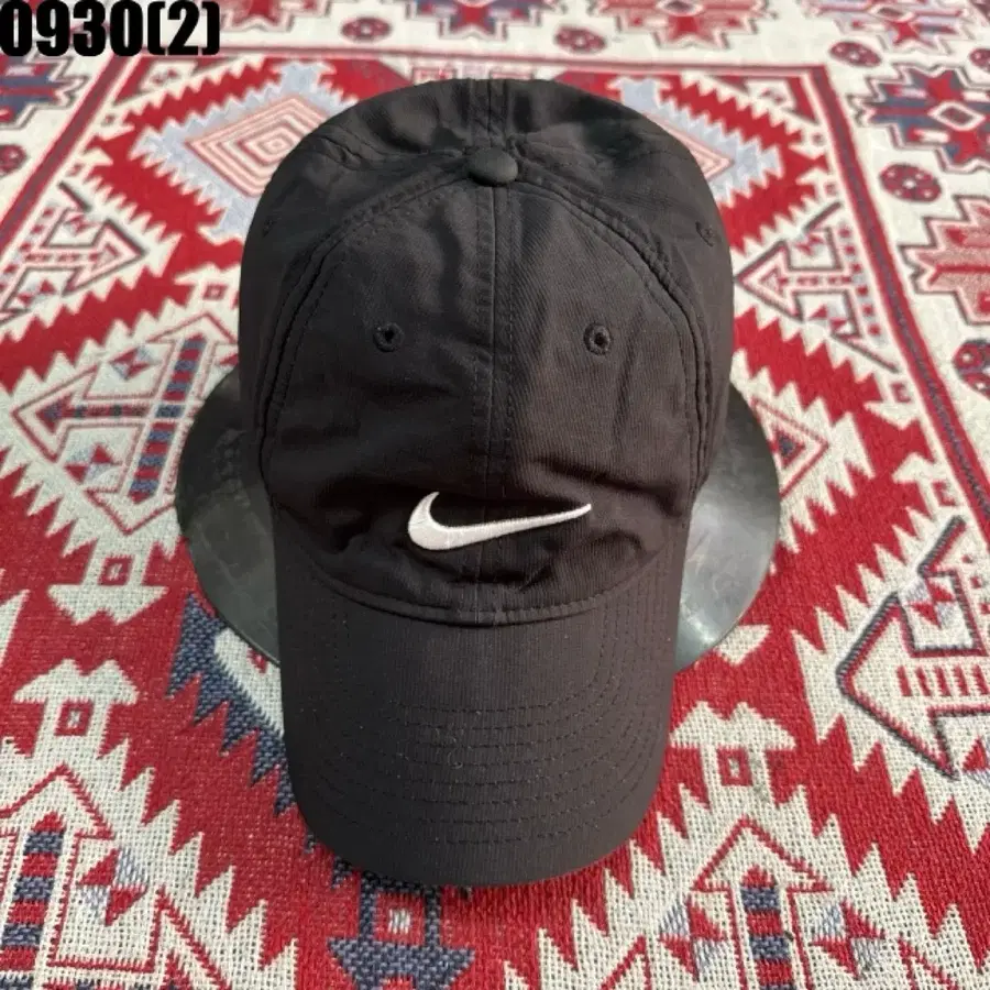 나이키 스우시 볼캡 블랙