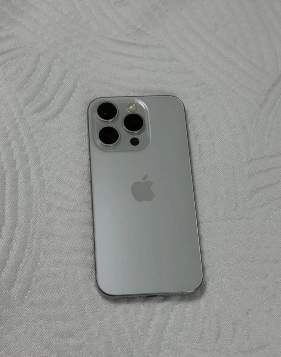 S급 아이폰 15 pro 프로 128GB 화이트 티타늄