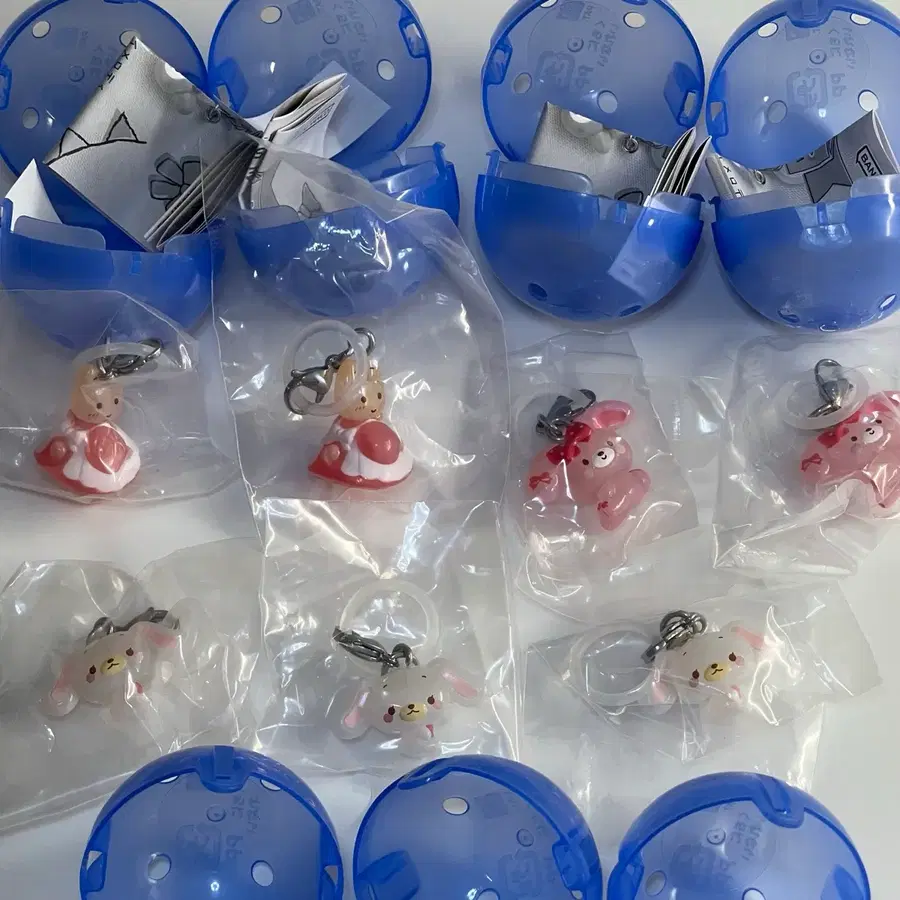 산리오 유루토 메지루시 참 가챠 새상품 시로우사 슈가바니즈 본본리본 봉봉리본 마론크림