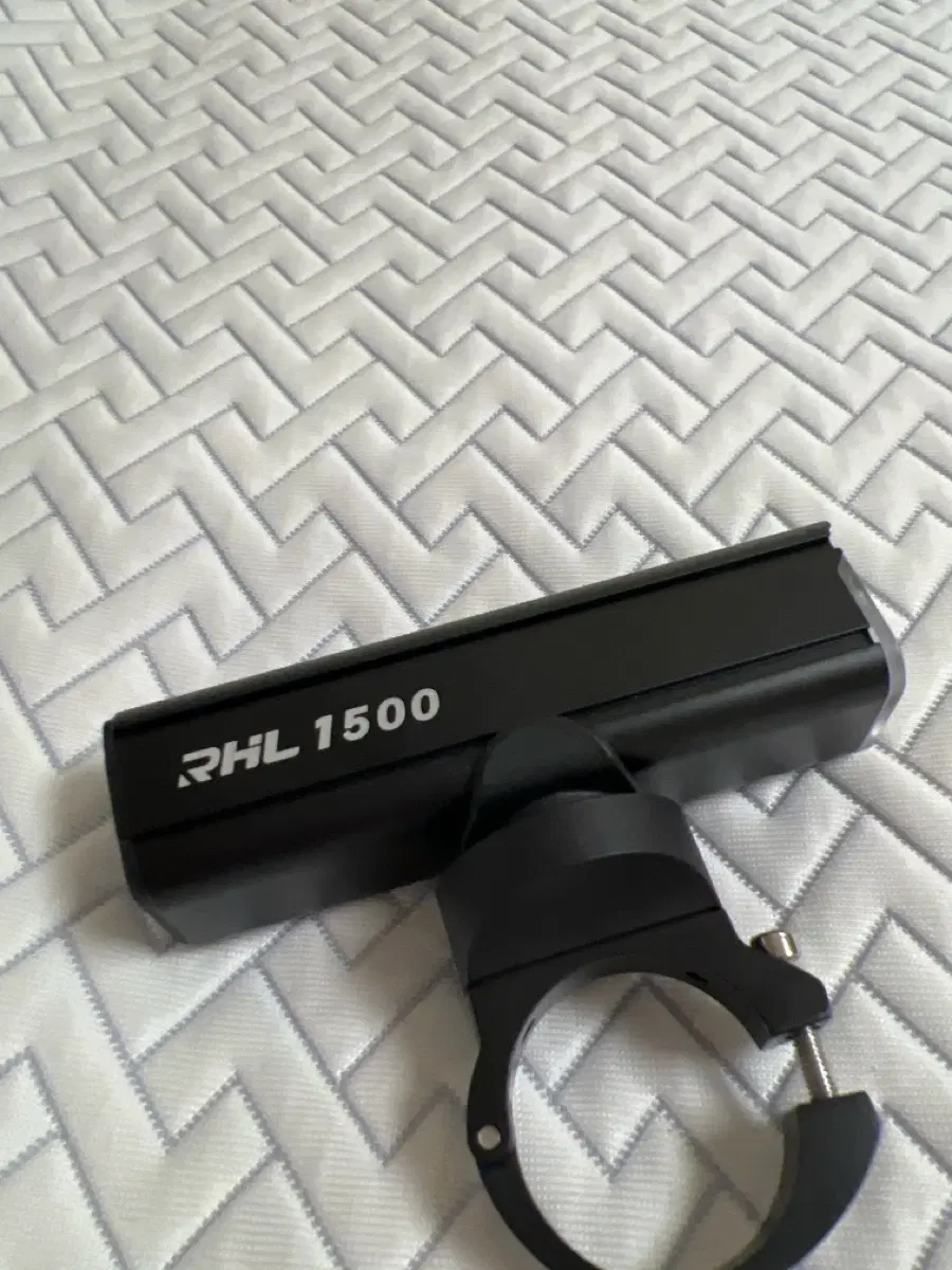 락브로스 1500루멘