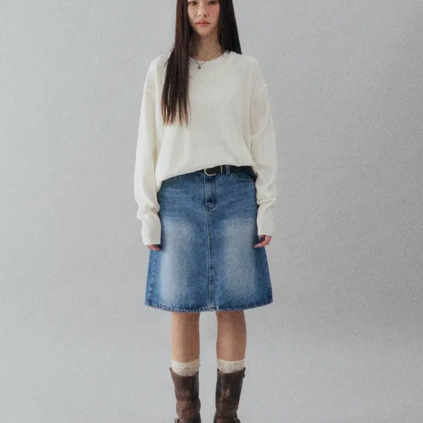 쉬이즈큐트 데님 스커트