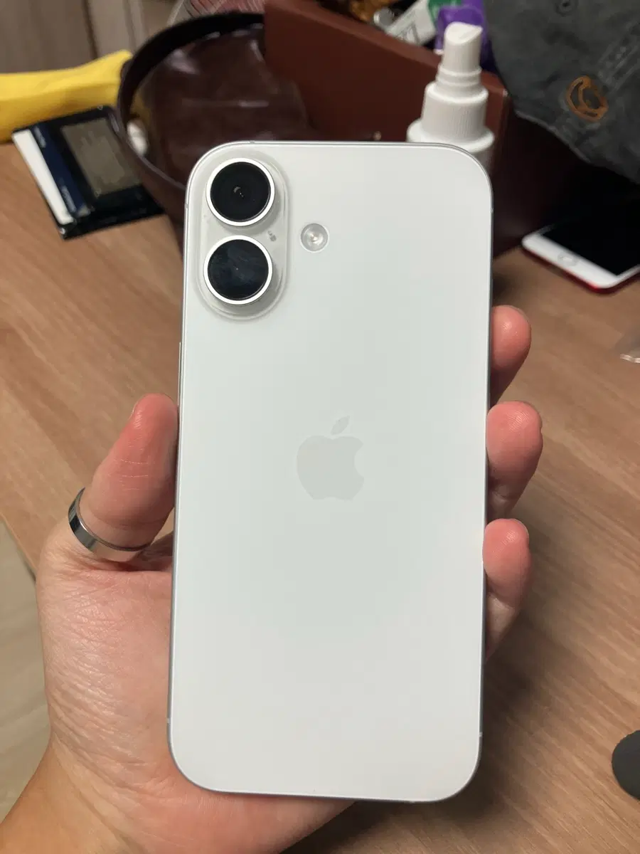 아이폰 17 화이트 512GB 판매합니다 (박스 포함)