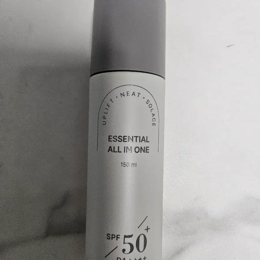 운스트라움 에센셜 올인원 선크림 SPF50+ PA++++