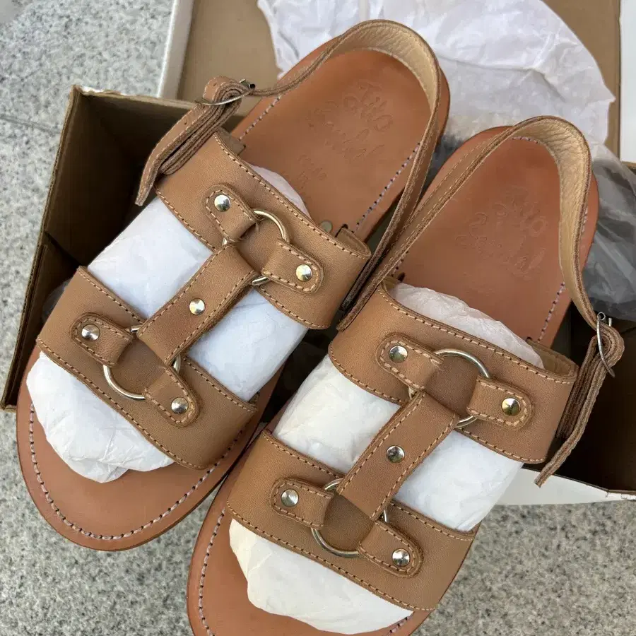 TITO SANDALS 티토 샌들 유케텐