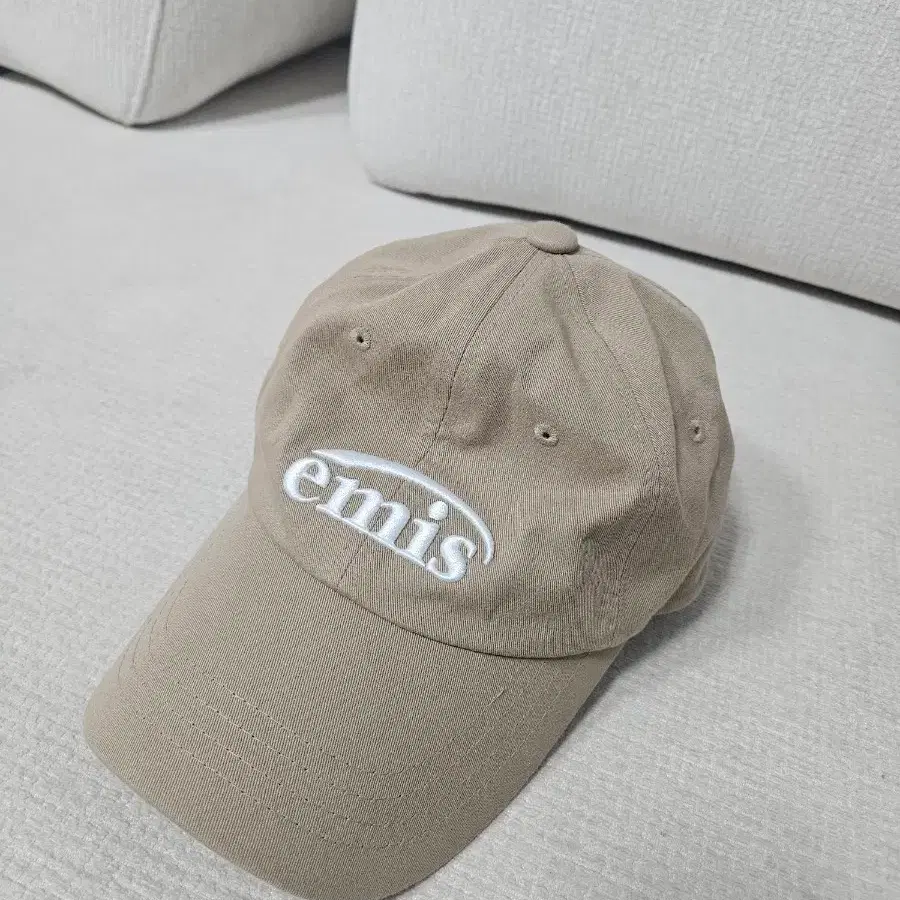 Emis 이미스 볼캡 베이지