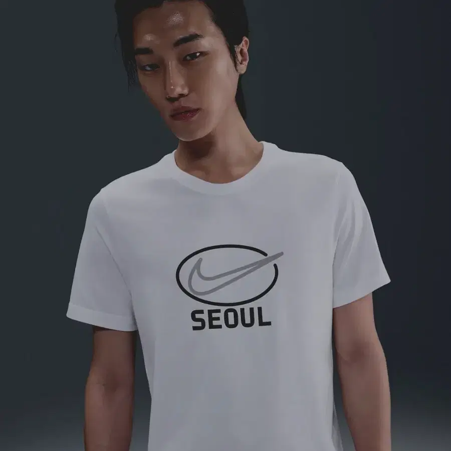 [새상품]나이키 서울 반팔티 화이트 L