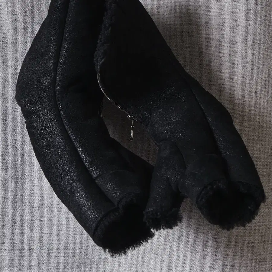 Julius FW22 무통 건틀렛