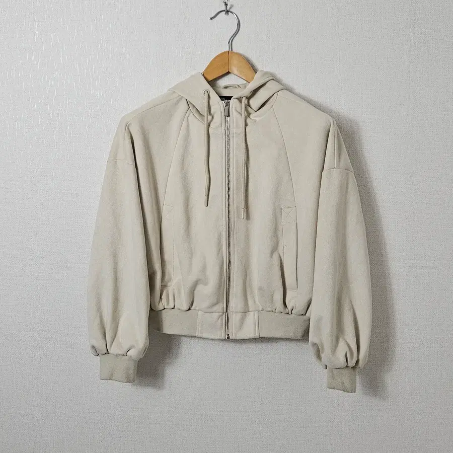 자라 ZARA 에코스웨이드 크롭 후드집업 자켓 크림 XS