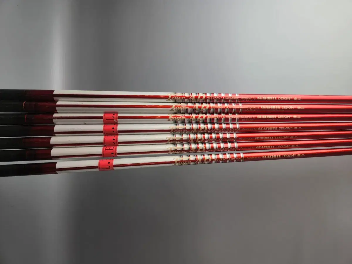 투어AD AD-65R 아이언 골프채 그라파이트 샤프트 4-P 레드