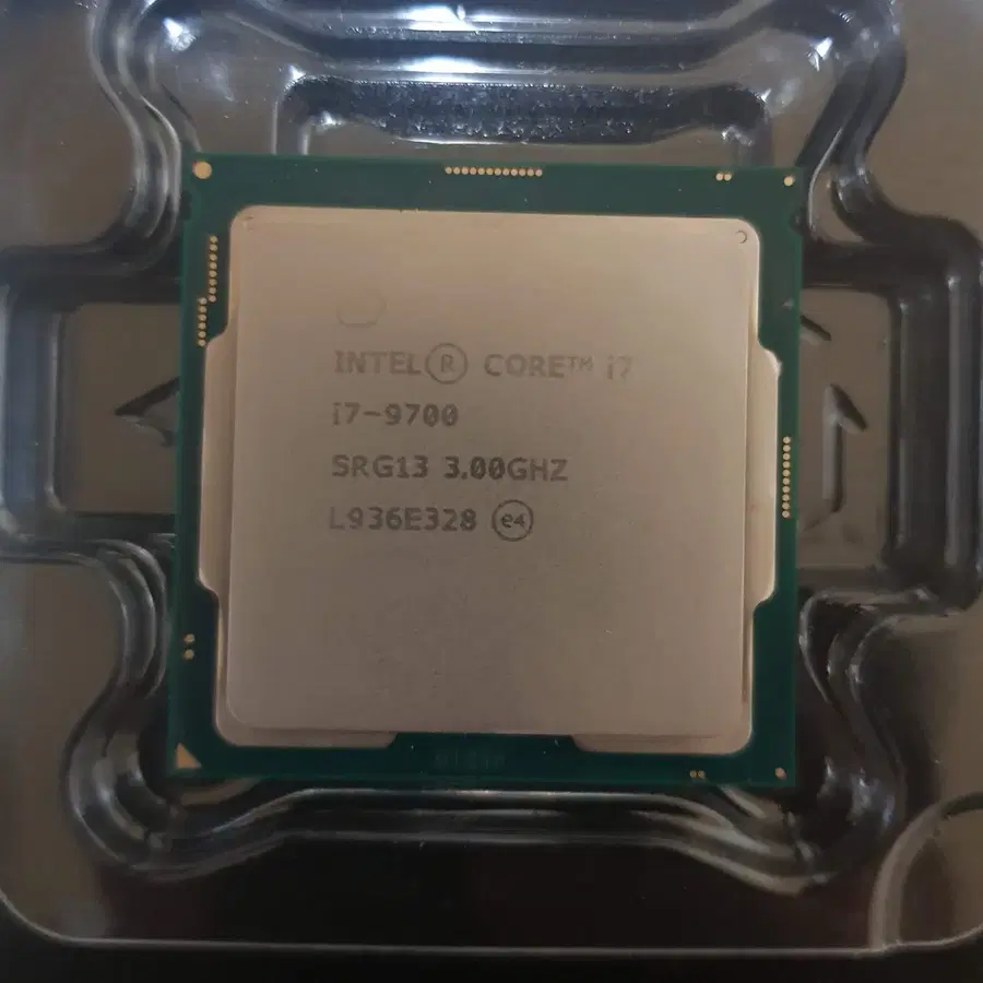 인텔 i7-9700