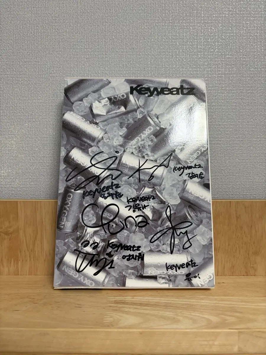 키비츠 Keyveats 미니 1집 / 전멤버 비매 사인 CD