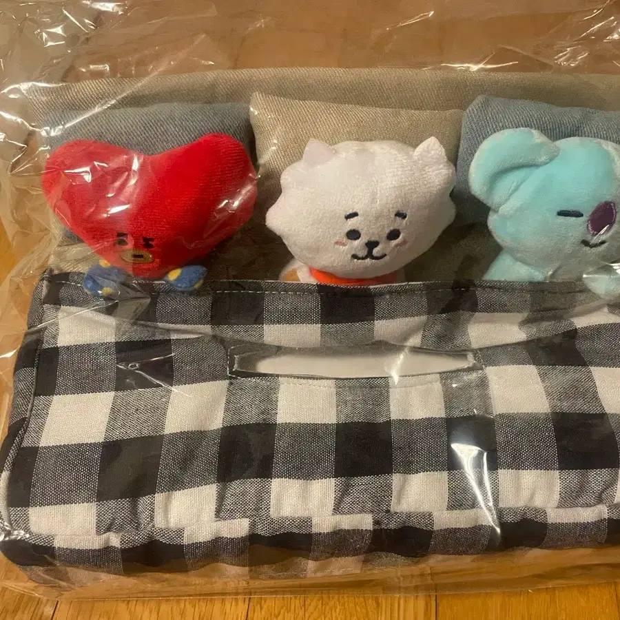 일본 BT21 티슈케이스 알제이 타타 코야