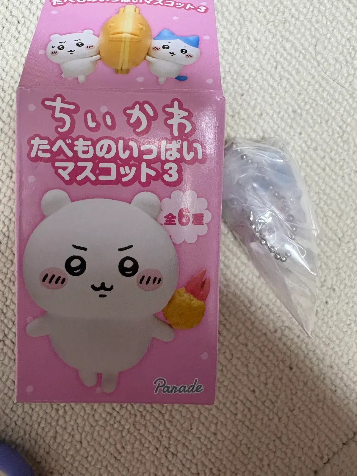 치이카와 타베모노이빠이 마스코트3 하치와레