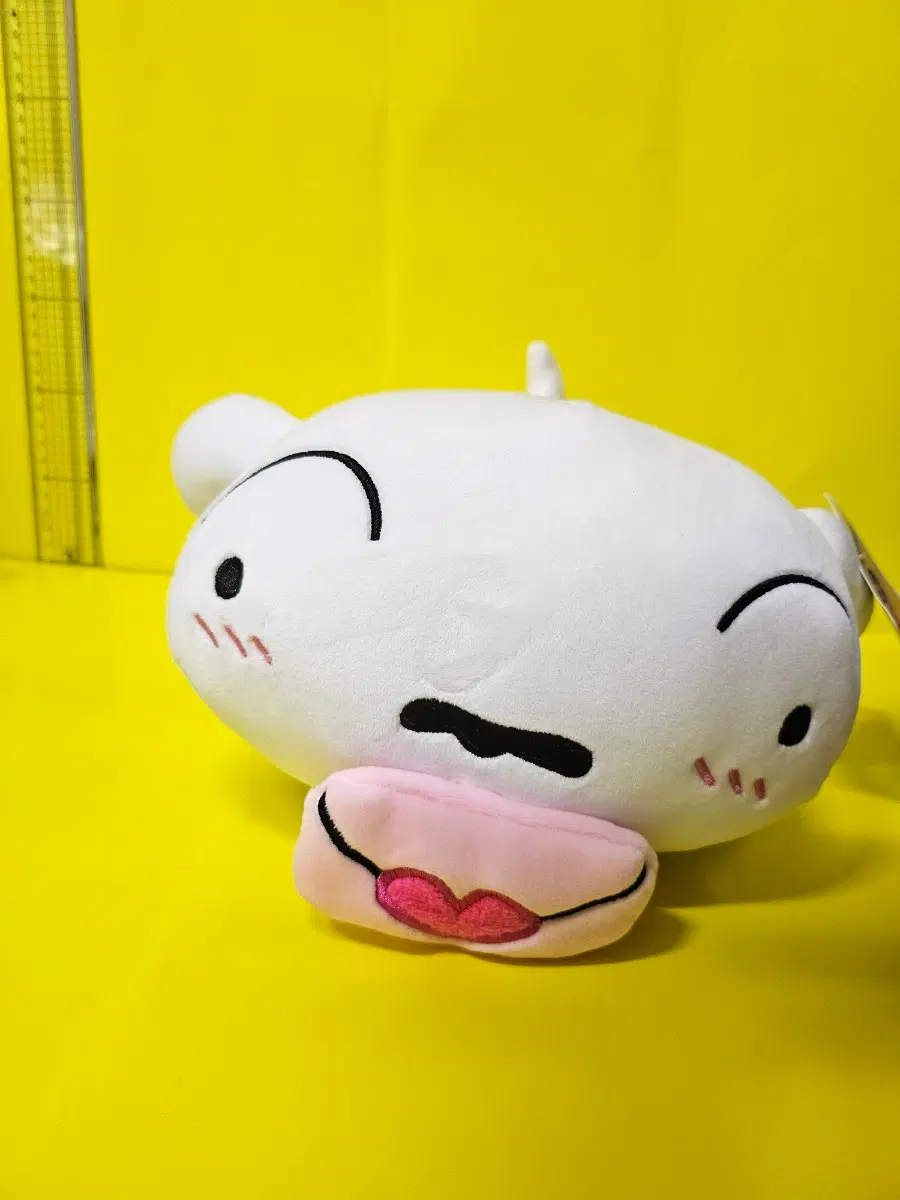 짱구 흰둥이 하트 편지 봉제인형 30cm 누워있는 짱구는못말려 인형 태그있음 새상품