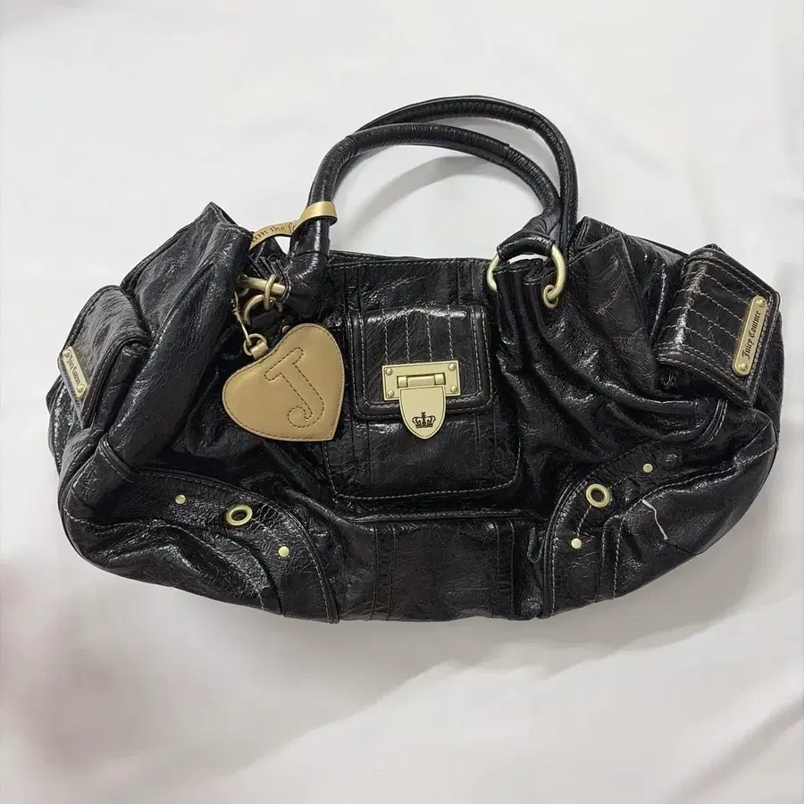 쥬시 꾸뛰르(Juicy Couture) 빈티지 Y2K 블랙 레더 숄더백