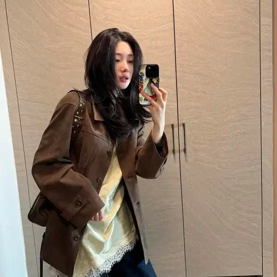 (새상품,택) 온앤온 셔츠 스웨이드 점퍼 자켓 정채연