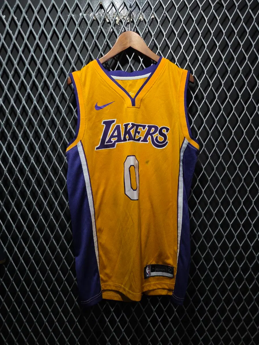 나이키 NBA 레이커스 쿠즈마 스윙맨져지 M