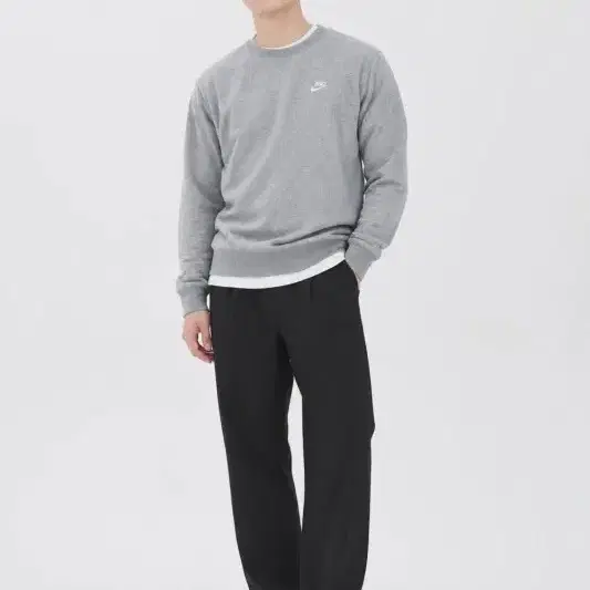 남S/나이키 라이트 그레이 맨투맨