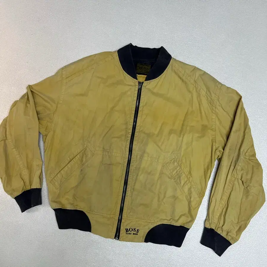 90s 빈티지 휴고 보스 머스타드 코튼 봄버자켓 L