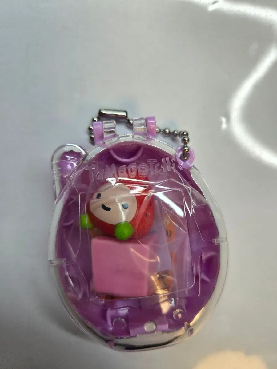 다마고치 콜렉터블 이치고치 피규어