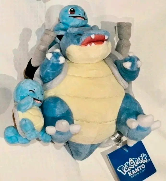 (새상품)포켓파크 칸토(PokePark Kanto) 한정판 꼬부기들 거북왕 인형 팔아요