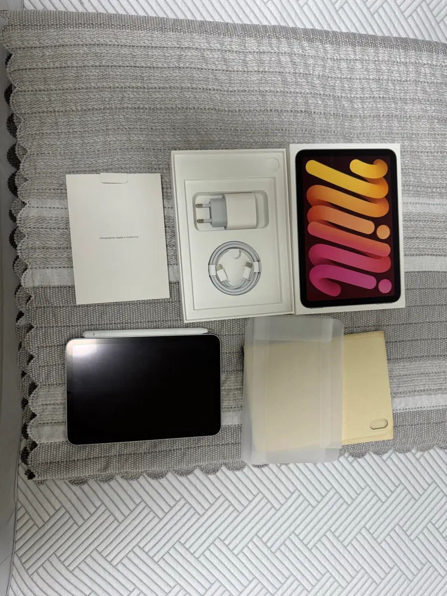 아이패드 미니 7 셀룰러 5G / 스타라이트 / 128GB Storage