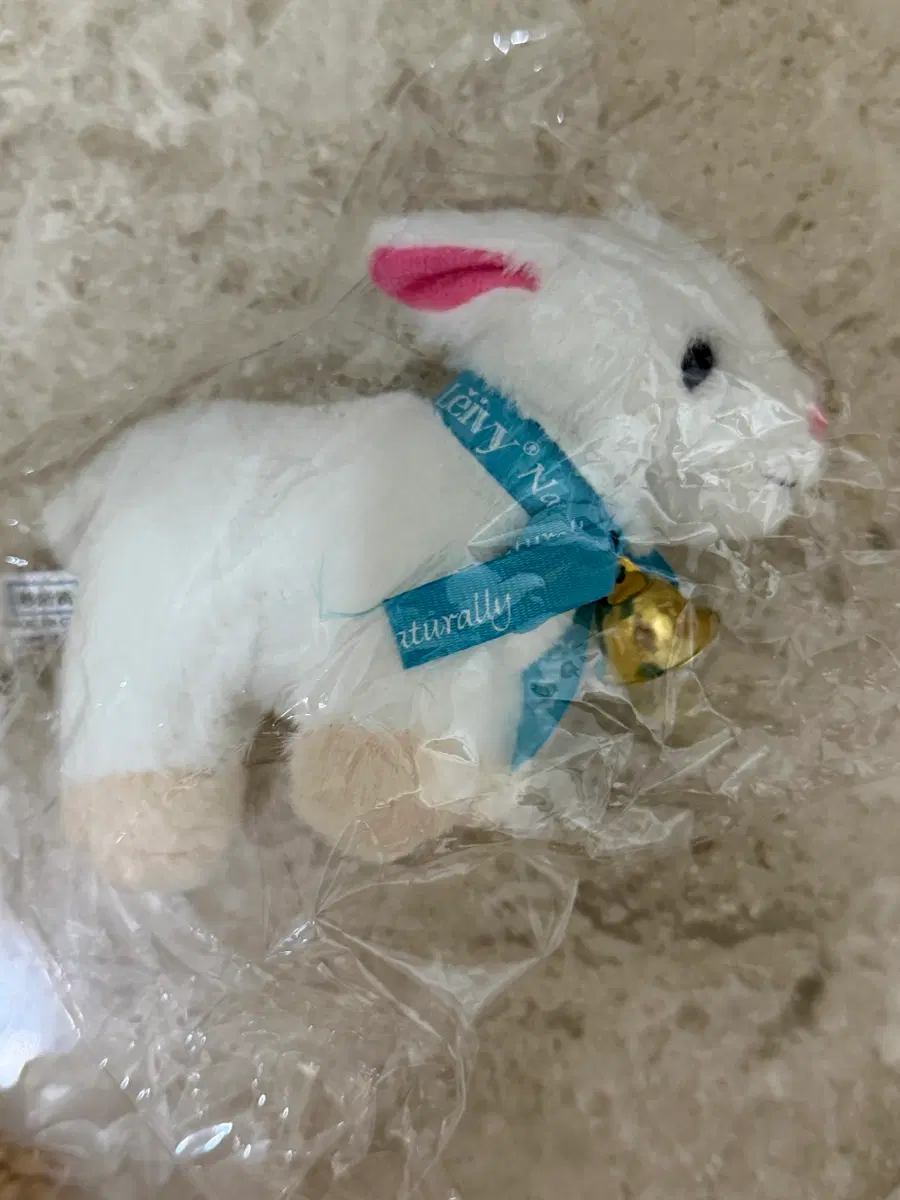 Leivy 아기염소인형