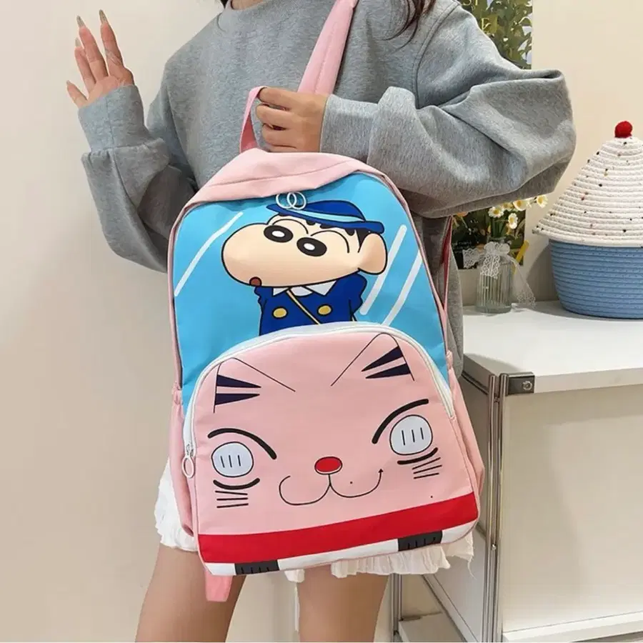 새상품)짱구 카툰 스타일 귀여운 디자인 대용량 데일리 백팩