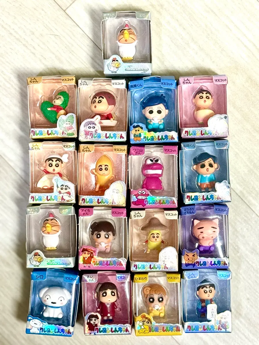 짱구철수흰둥이와니야마상 짱아쌀알 피규어가챠미니어쳐처ShinChanfigureminiature일괄처분