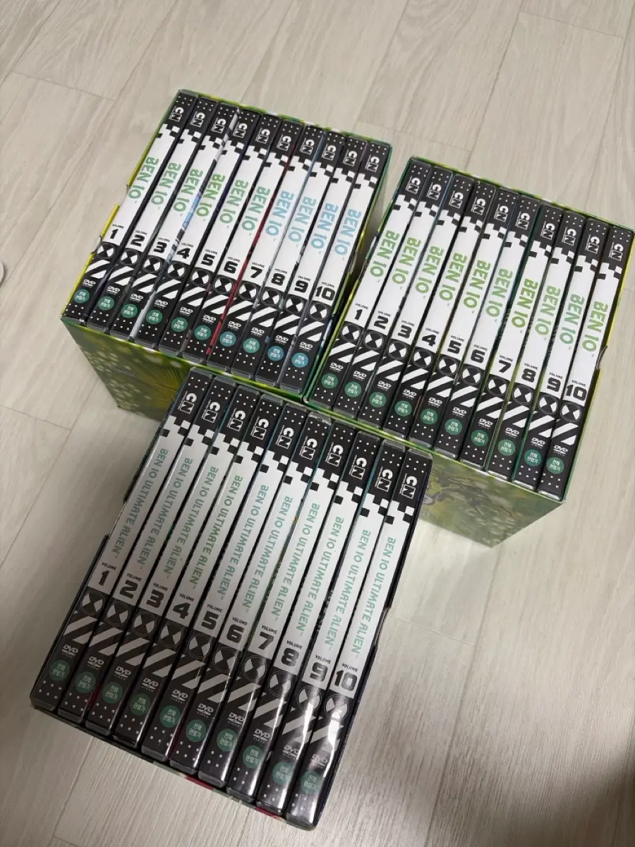 벤10(벤텐) dvd 박스 세트 (1집+2집+얼티미트 에일리언)