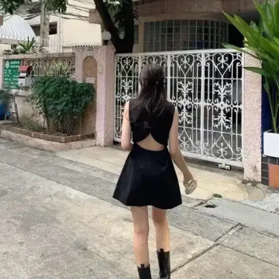 웨어웨더 오어 원피스 (블랙 / 미니)