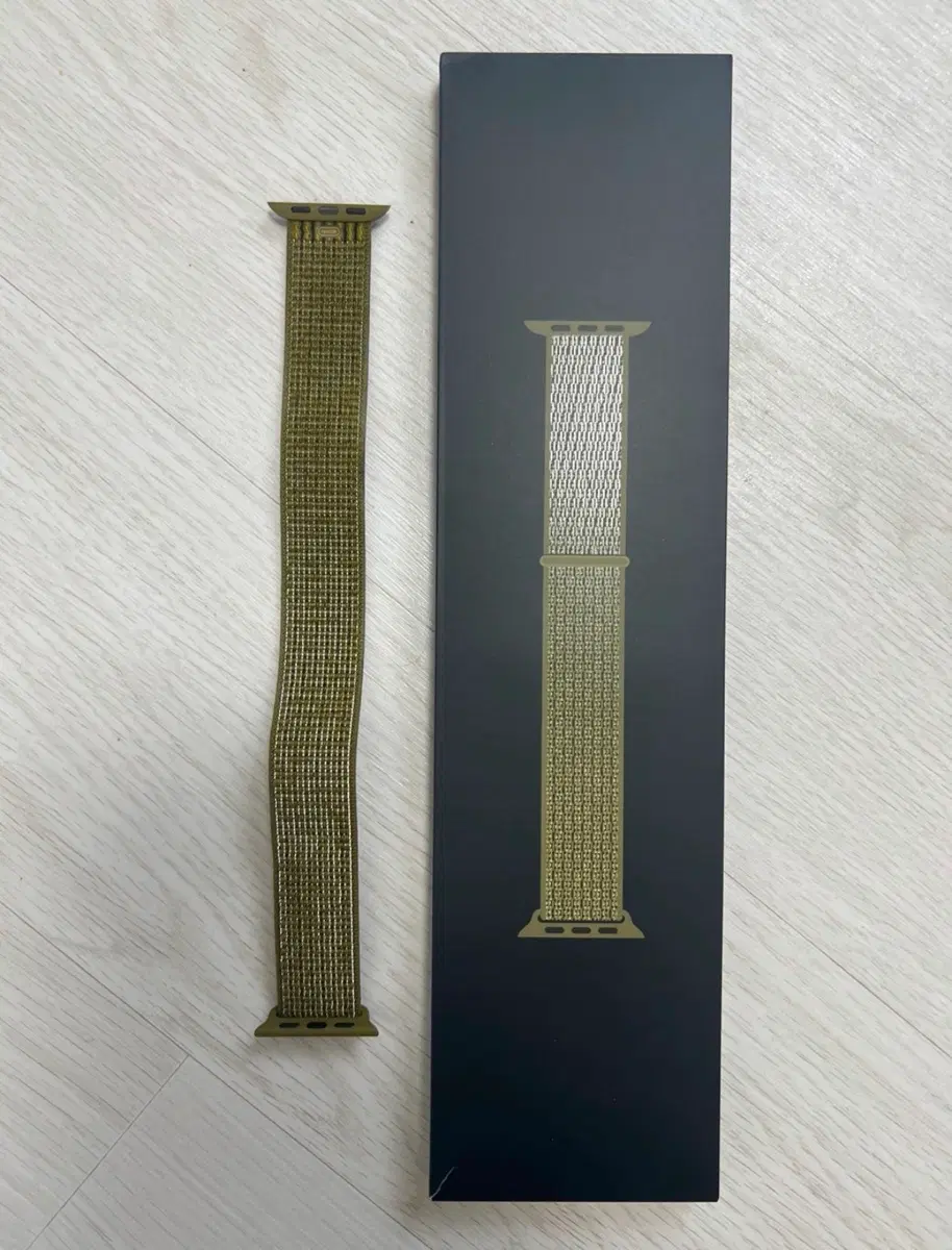 애플워치 나이키 스포츠 루프 스트랩 올리브 오일
