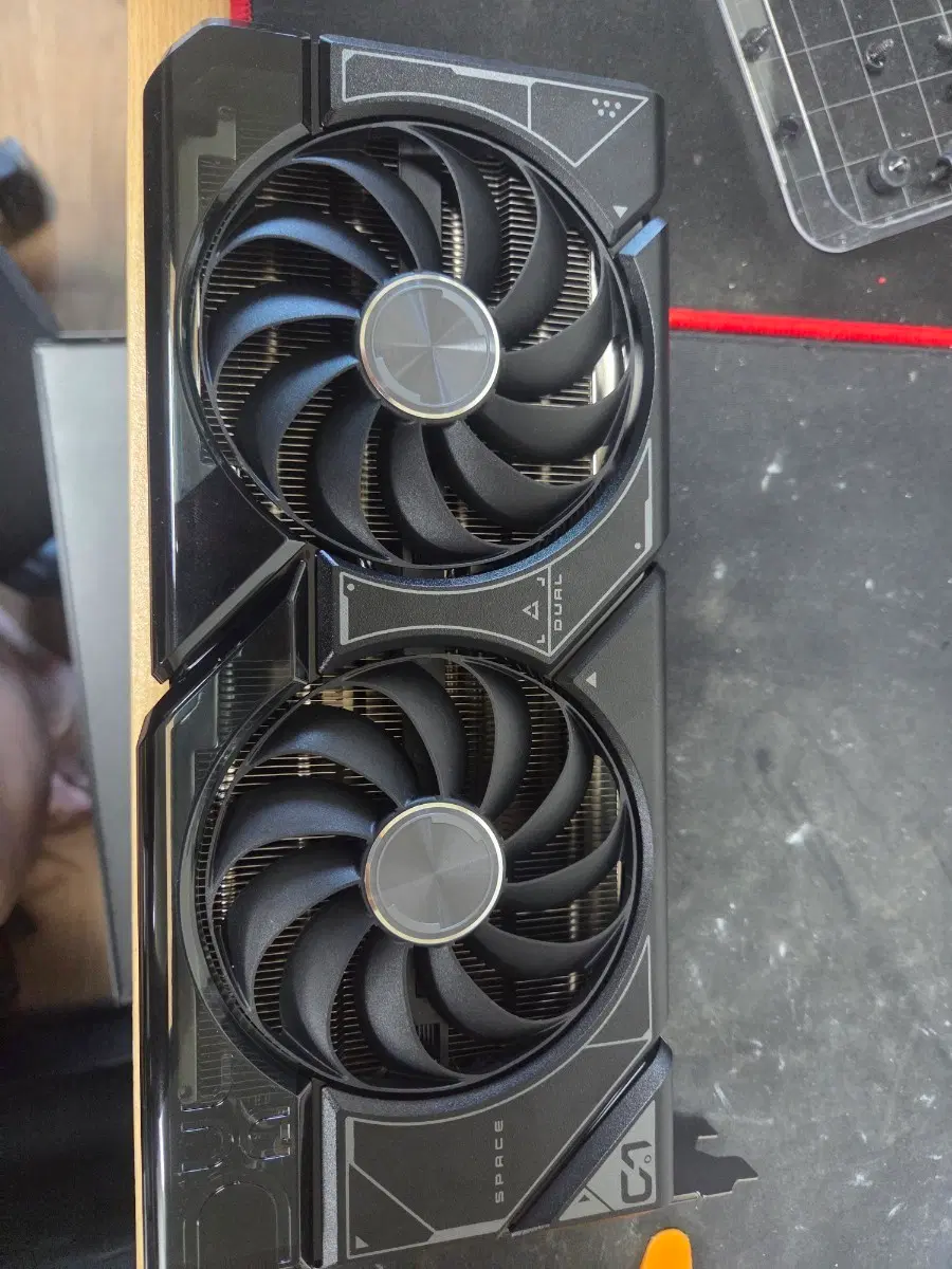 [특A급] 에이수스 DUAL 지포스 RTX 4070 12GB (써멀 재도포 / 분해 정비 완료)