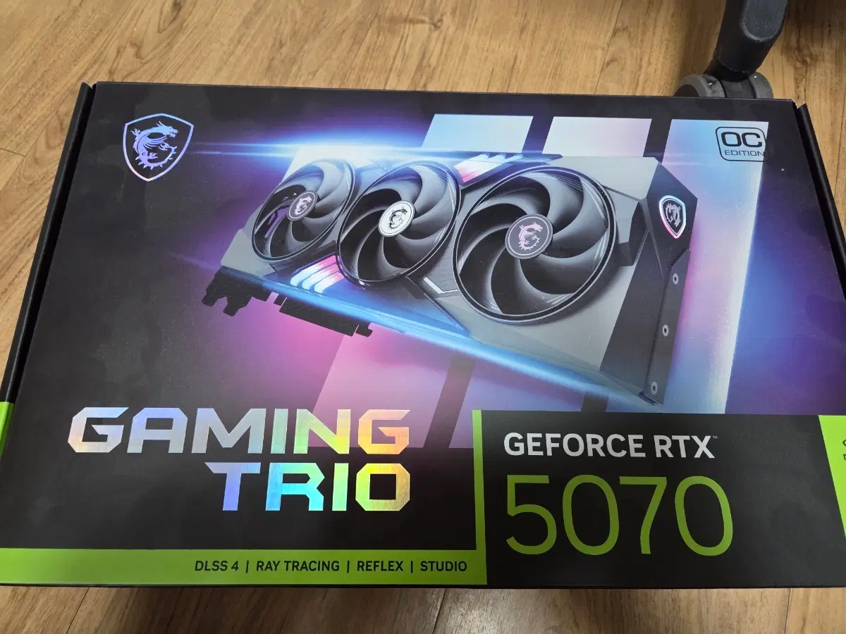 [풀박스/A/S 28년 4월까지] MSI 지포스 RTX 5070 게이밍 트리오 D6X OC 팝니다