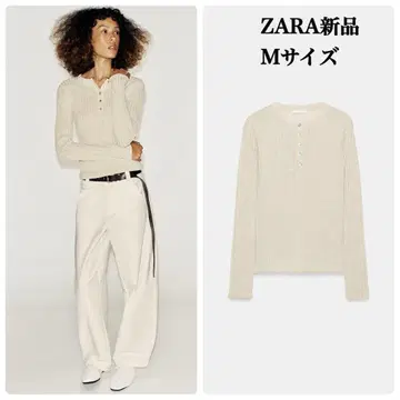 완판템 ZARA 버튼 디테일 헨리넥 T셔츠 M사이즈 택 포함 새상품
