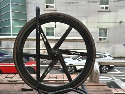 엘리트 벨로식스 50미리 프론트 휠
