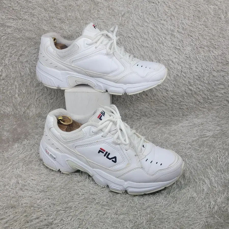 구제짱짱맨 260 FILA 휠라 레인져22 스니커즈