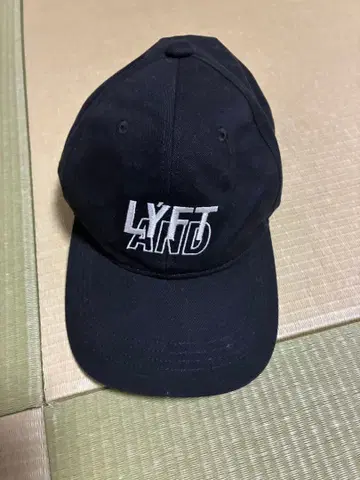 LYFT 블랙 캡 SEA 자수